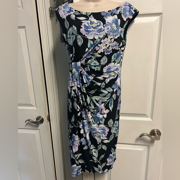 Connected Apparel Navy Floral Dress Faux Wrap Side Ruching Flattering Midi Knit - Picture 1 of 9
